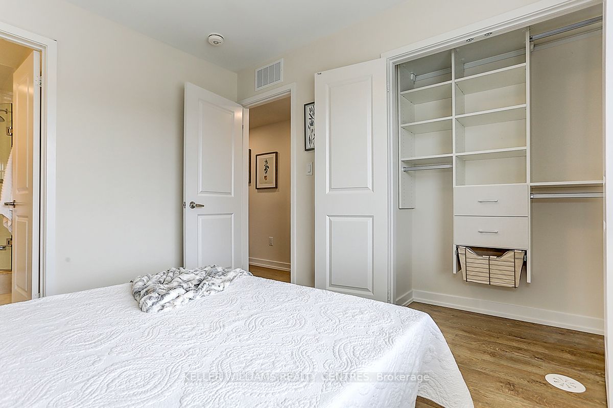 2550 Castlegate Crossing N, #314