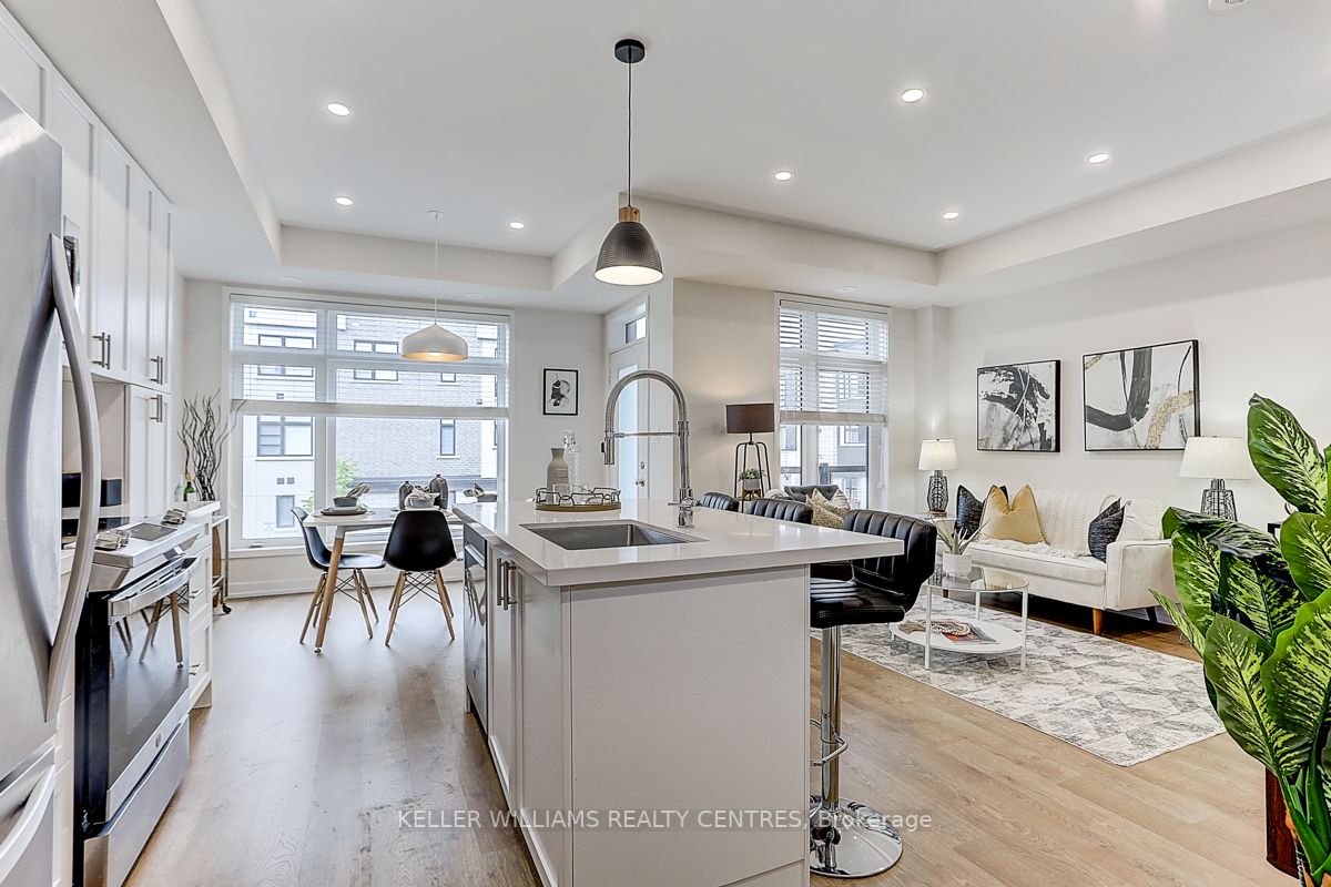 2550 Castlegate Crossing N, #314