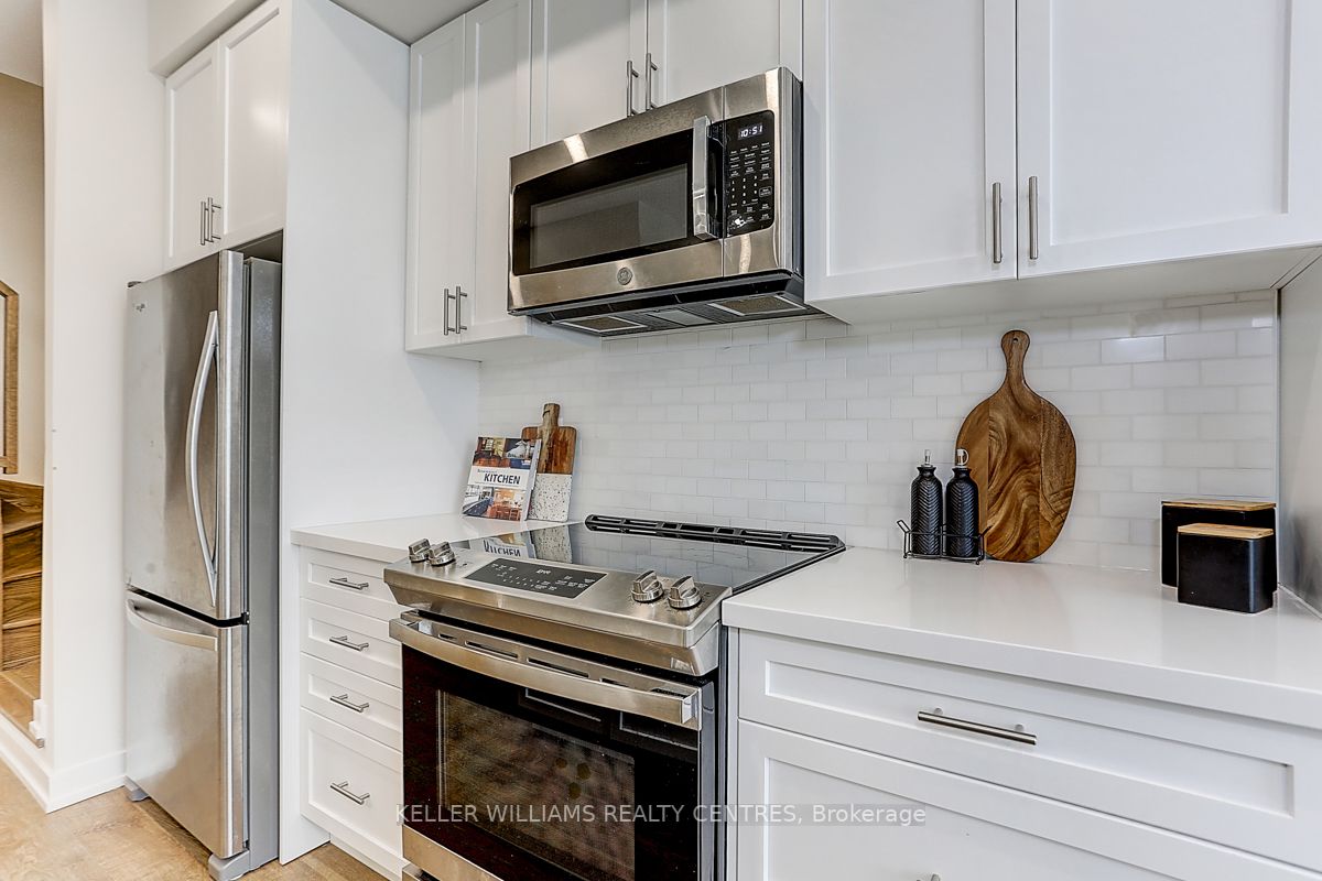2550 Castlegate Crossing N, #314