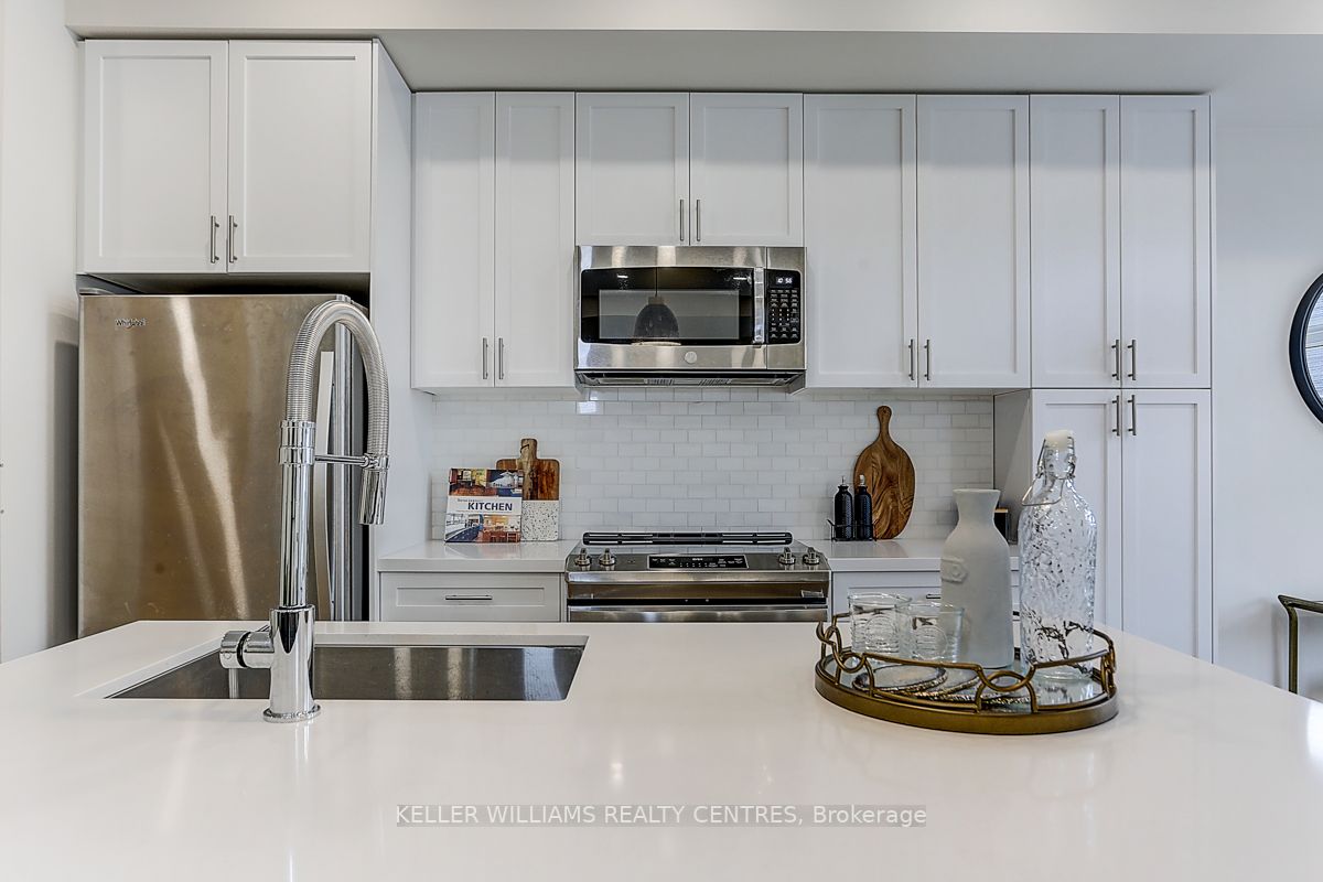 2550 Castlegate Crossing N, #314