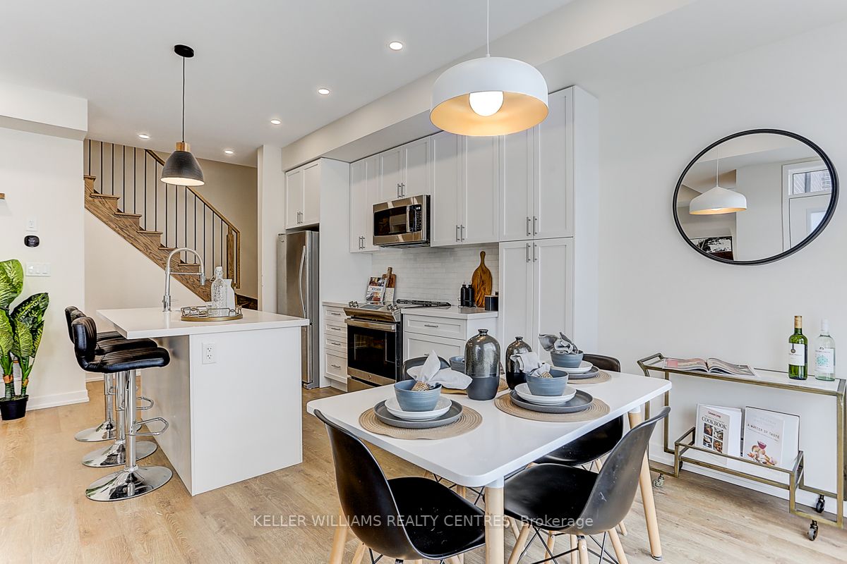 2550 Castlegate Crossing N, #314