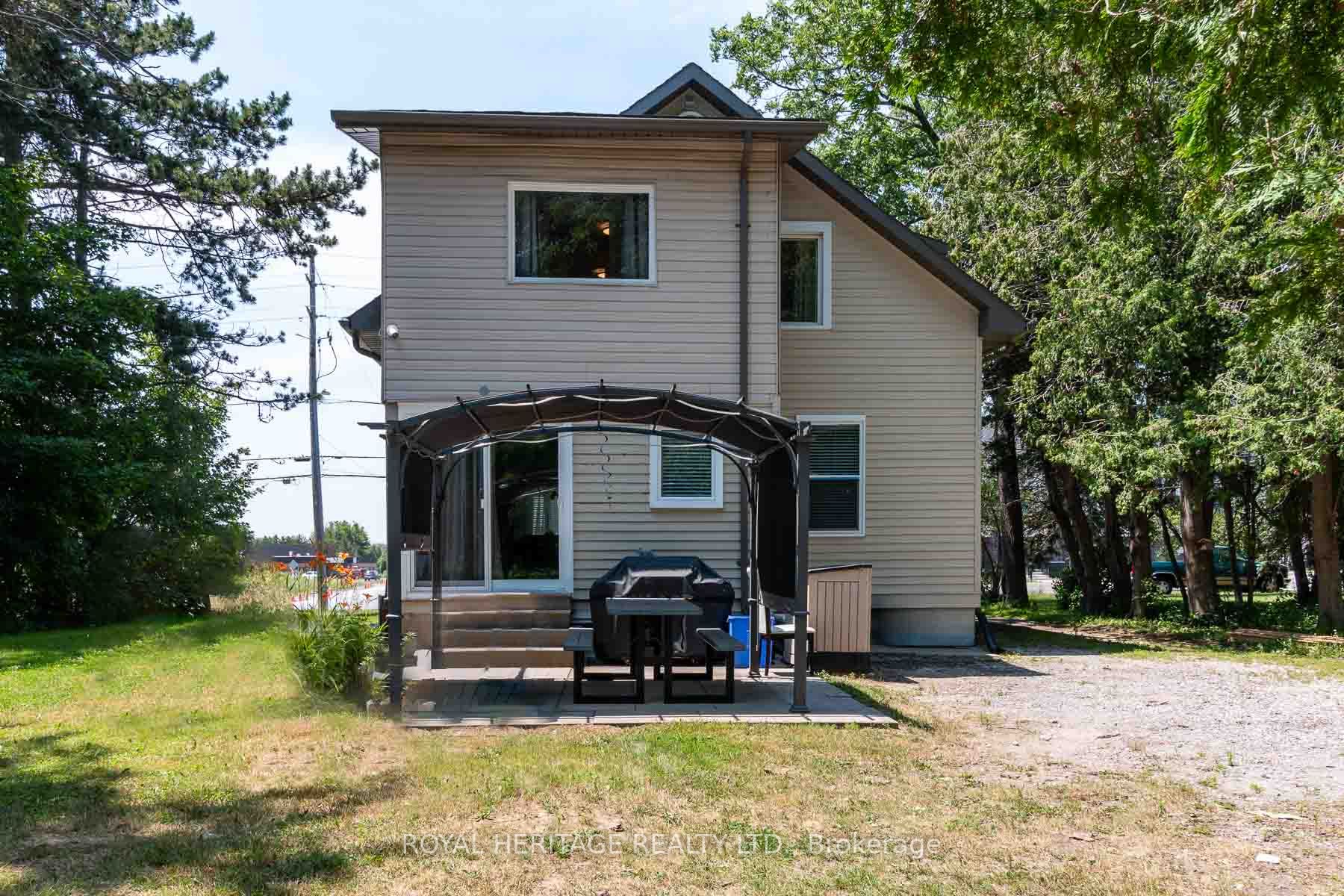 99 Townline Road N