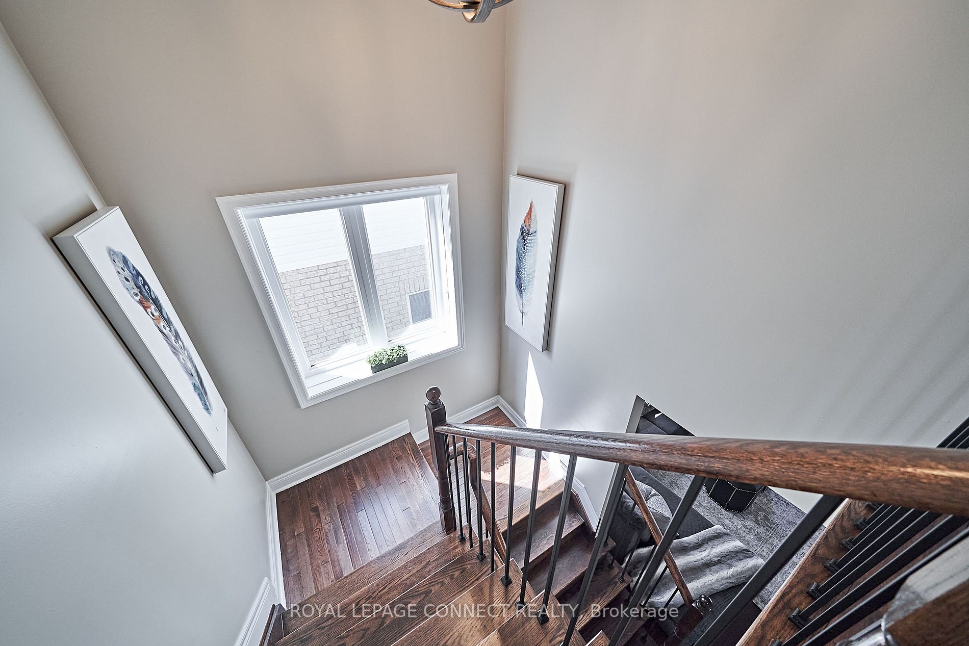 181 Bathgate Cres