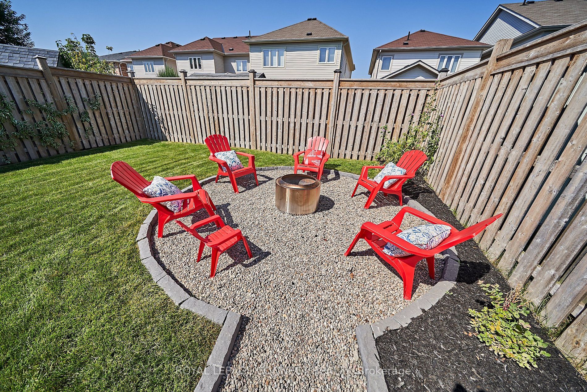 181 Bathgate Cres