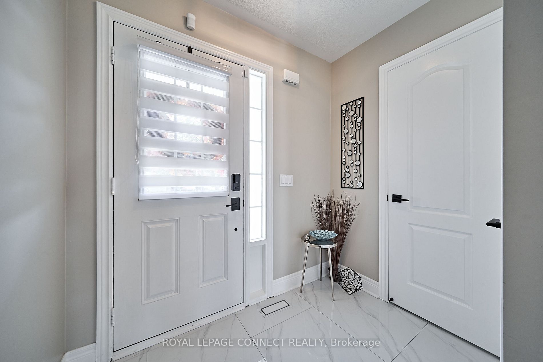 181 Bathgate Cres