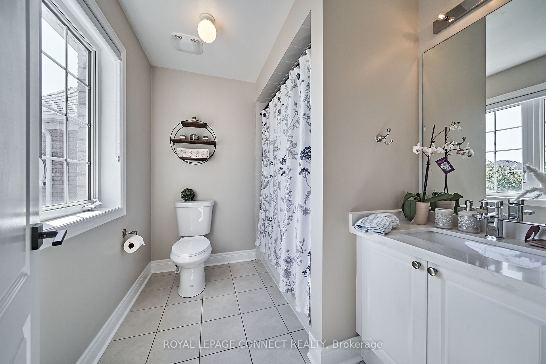 181 Bathgate Cres