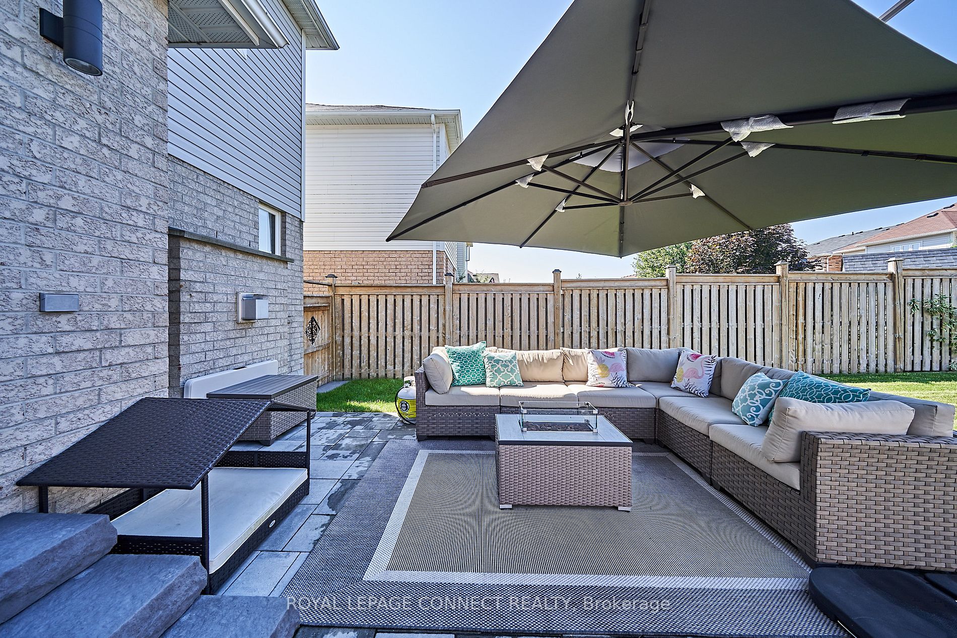 181 Bathgate Cres