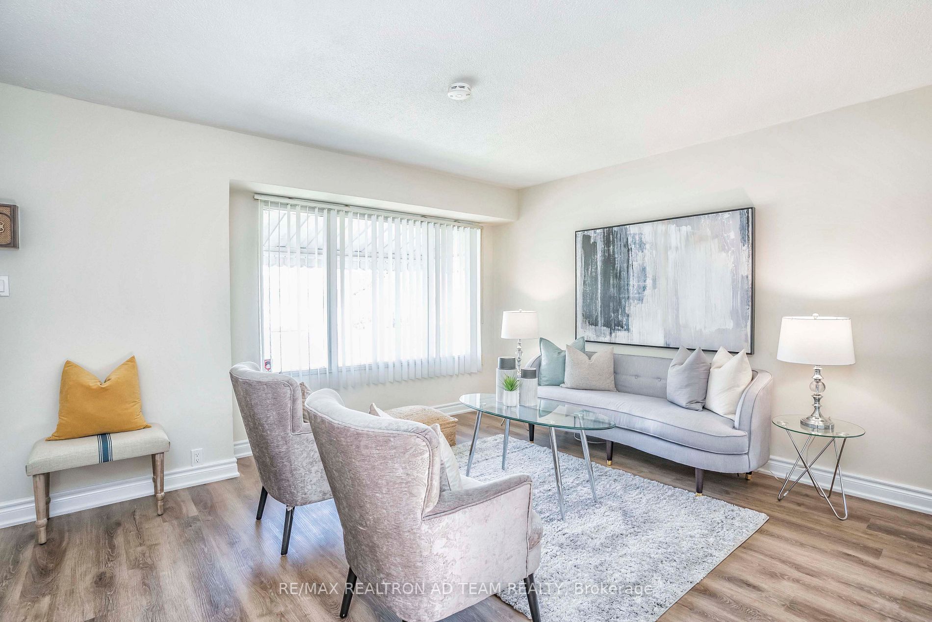 24 Woodhouse Crescent