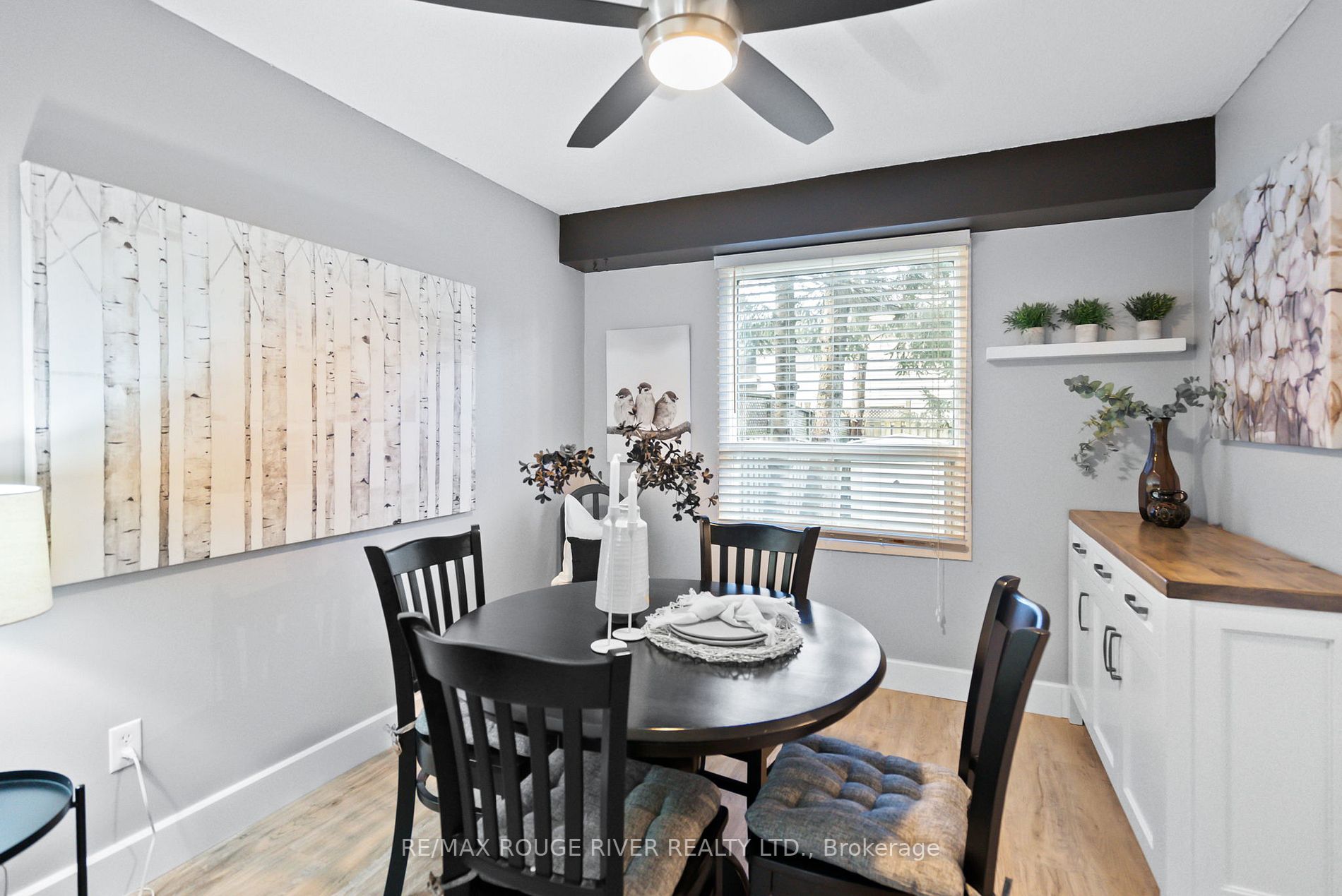 116 Yorkville Dr