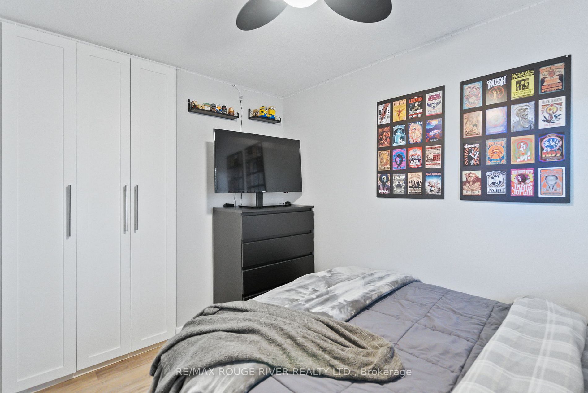 116 Yorkville Dr
