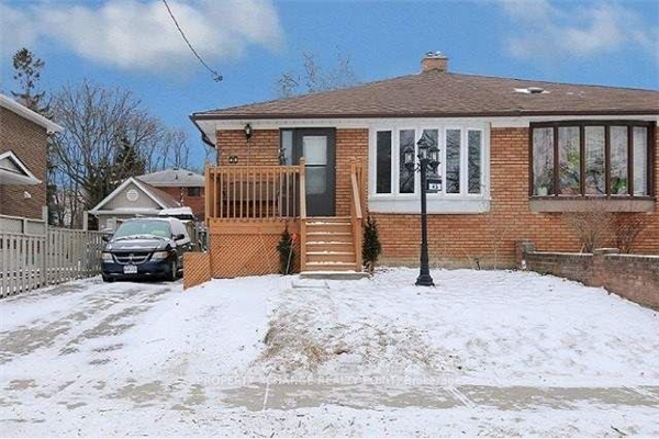 45 Darlingside Dr, Toronto