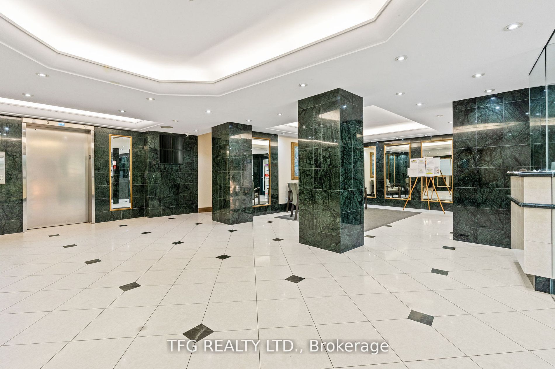 2365 Kennedy Road, #206
