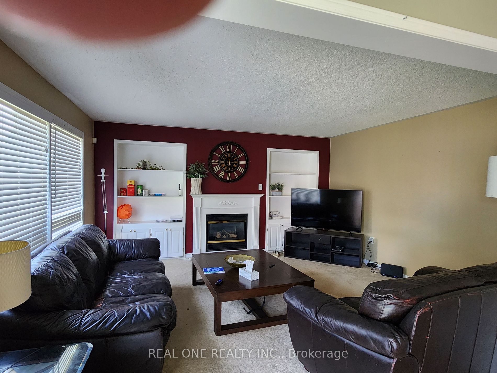849 Audley Rd S