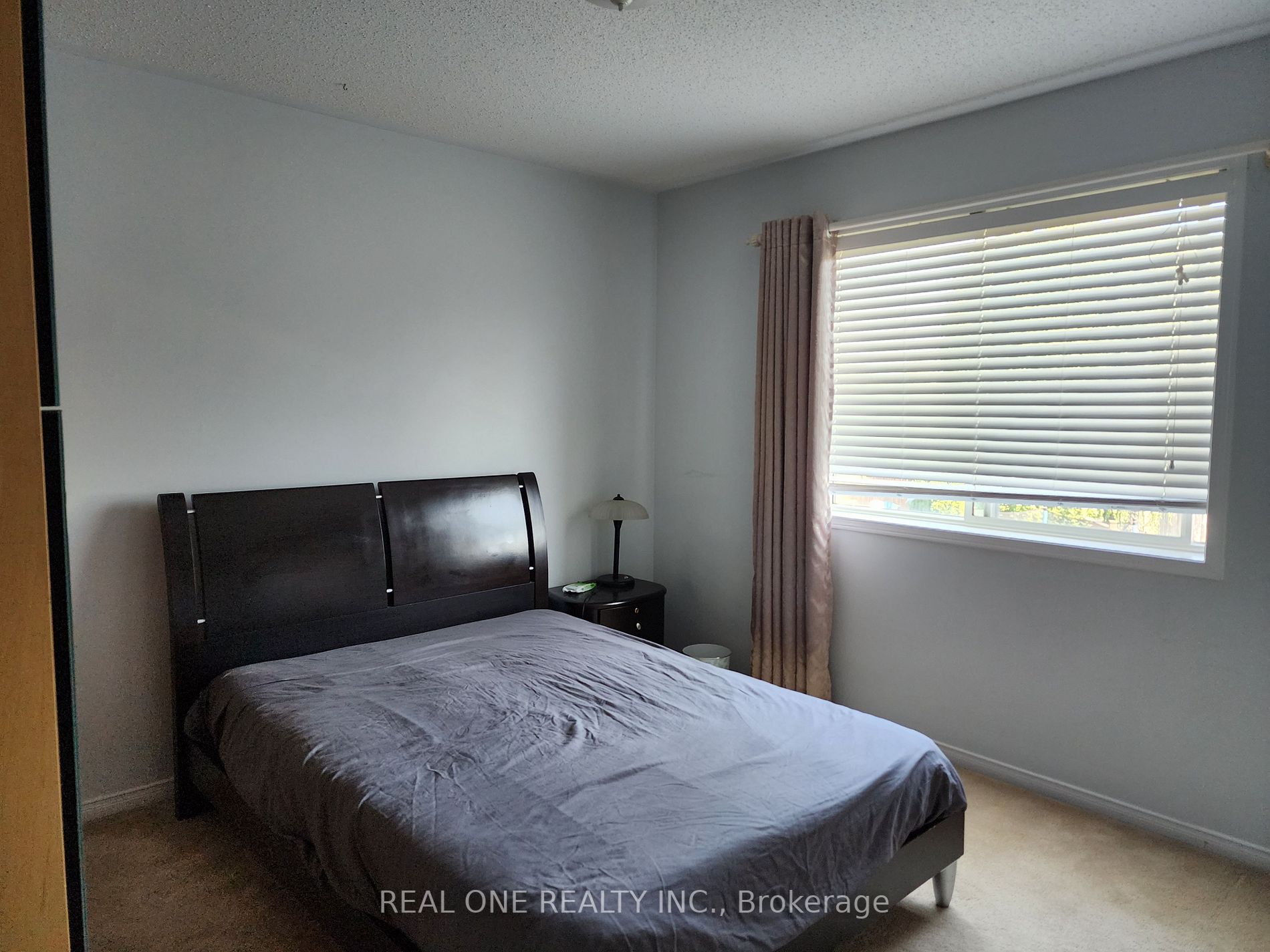 849 Audley Rd S