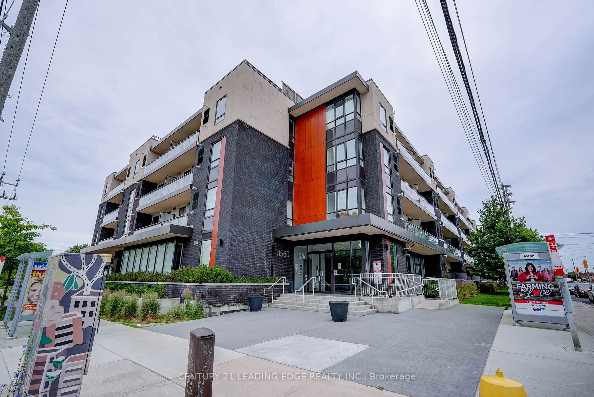 3560 St. Clair Ave E, #212