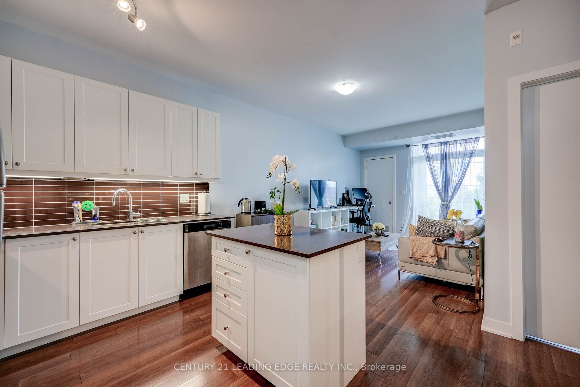 3560 St. Clair Ave E, #212