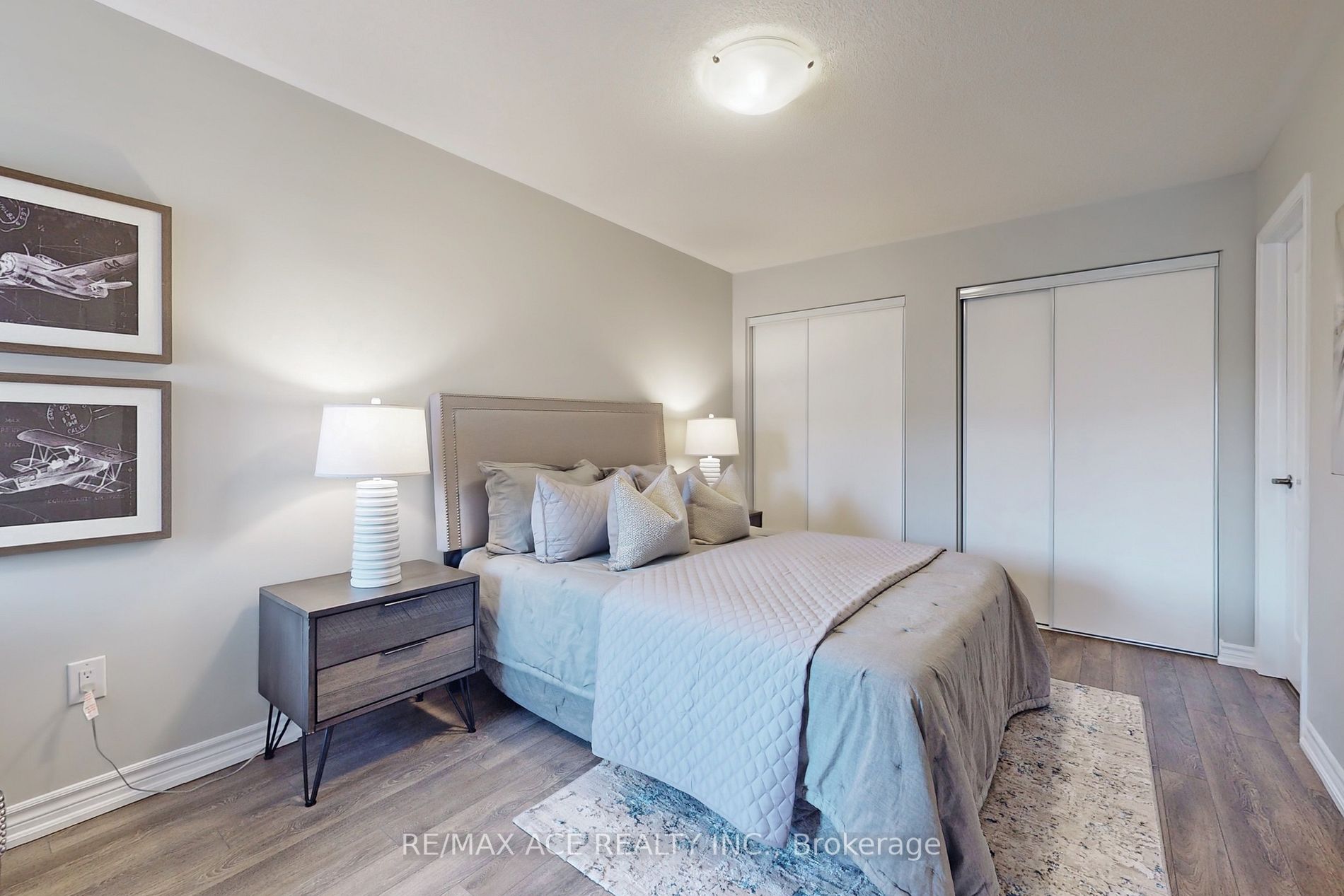 8 Goldeye St