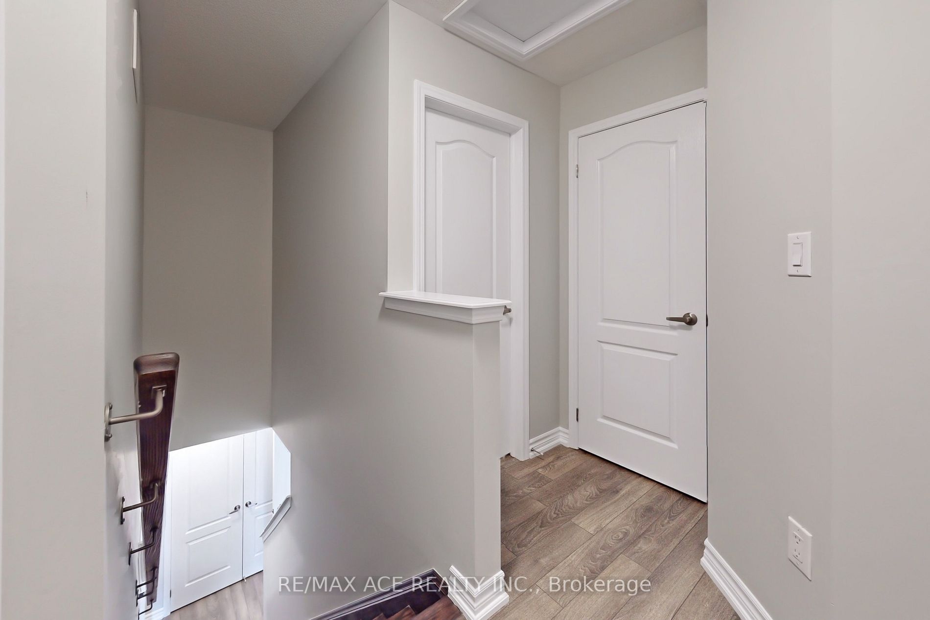 8 Goldeye St