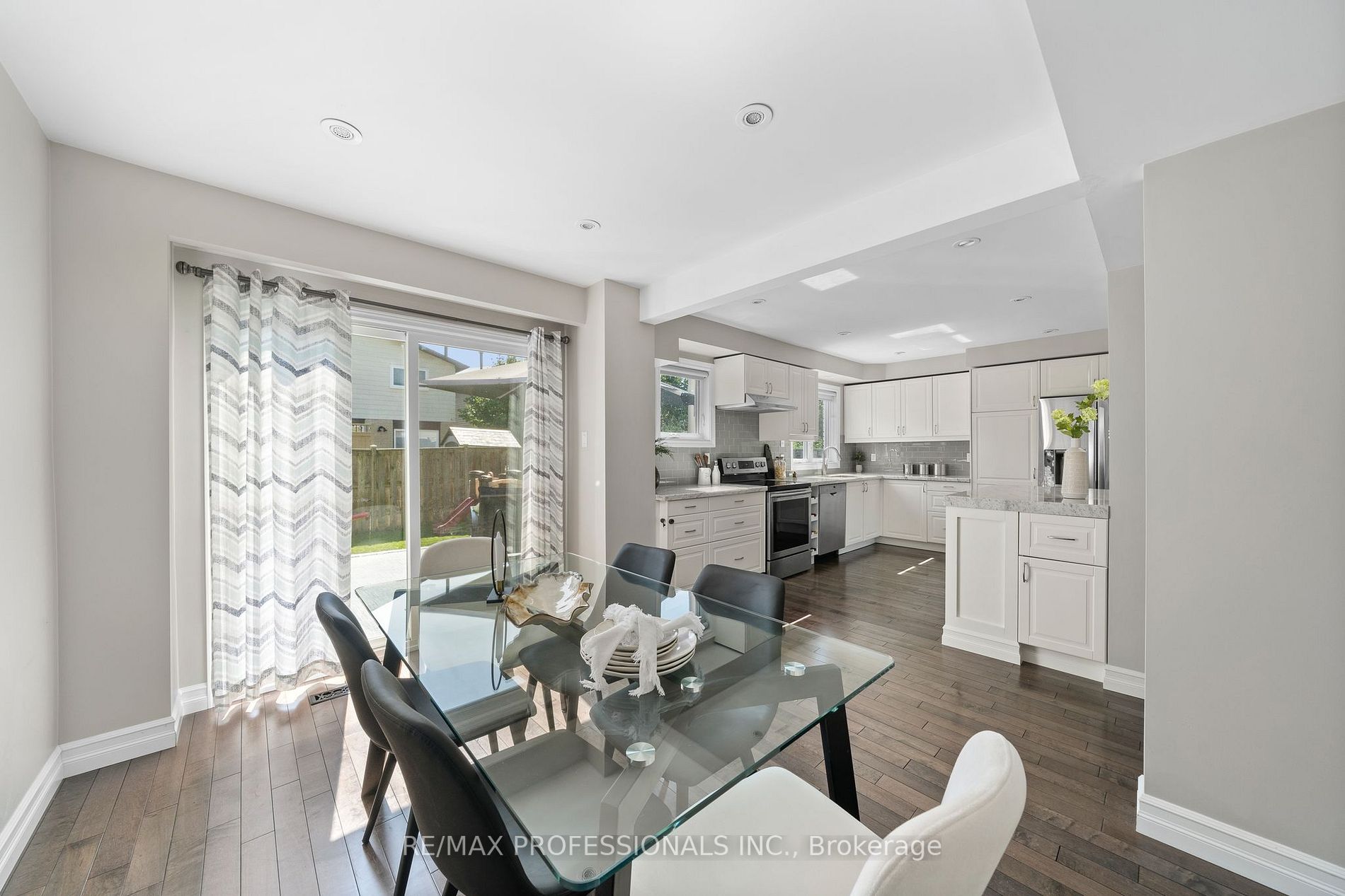 598 Stonebridge Lane