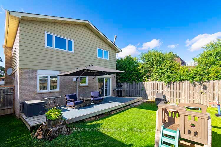 598 Stonebridge Lane
