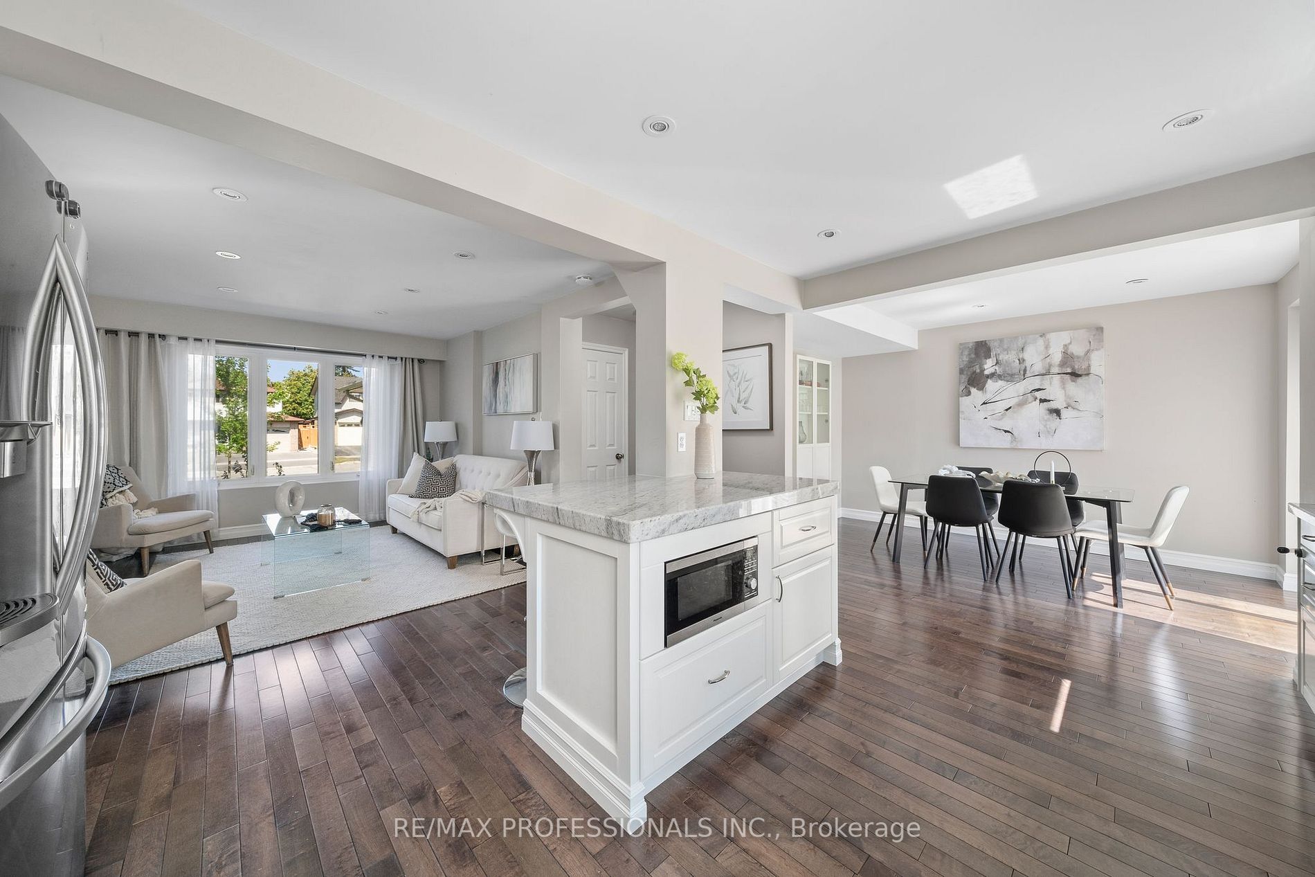 598 Stonebridge Lane