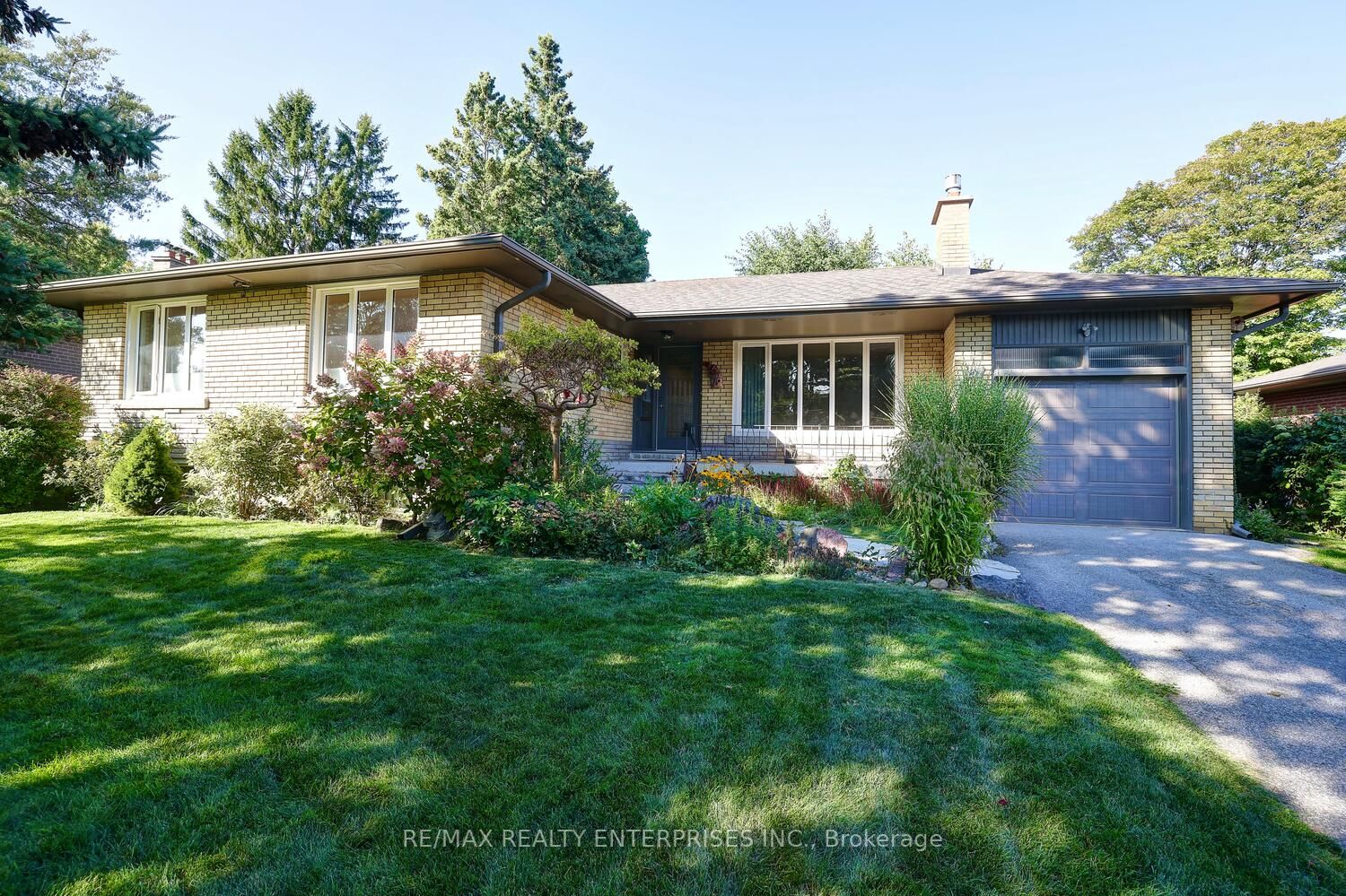 29 Regency Sq