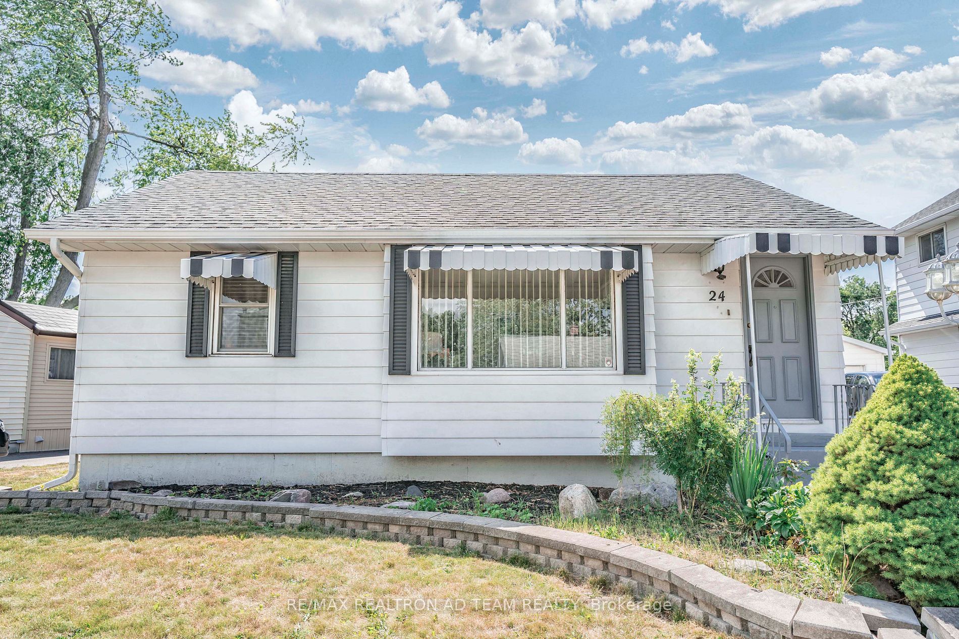 24 Woodhouse Cres