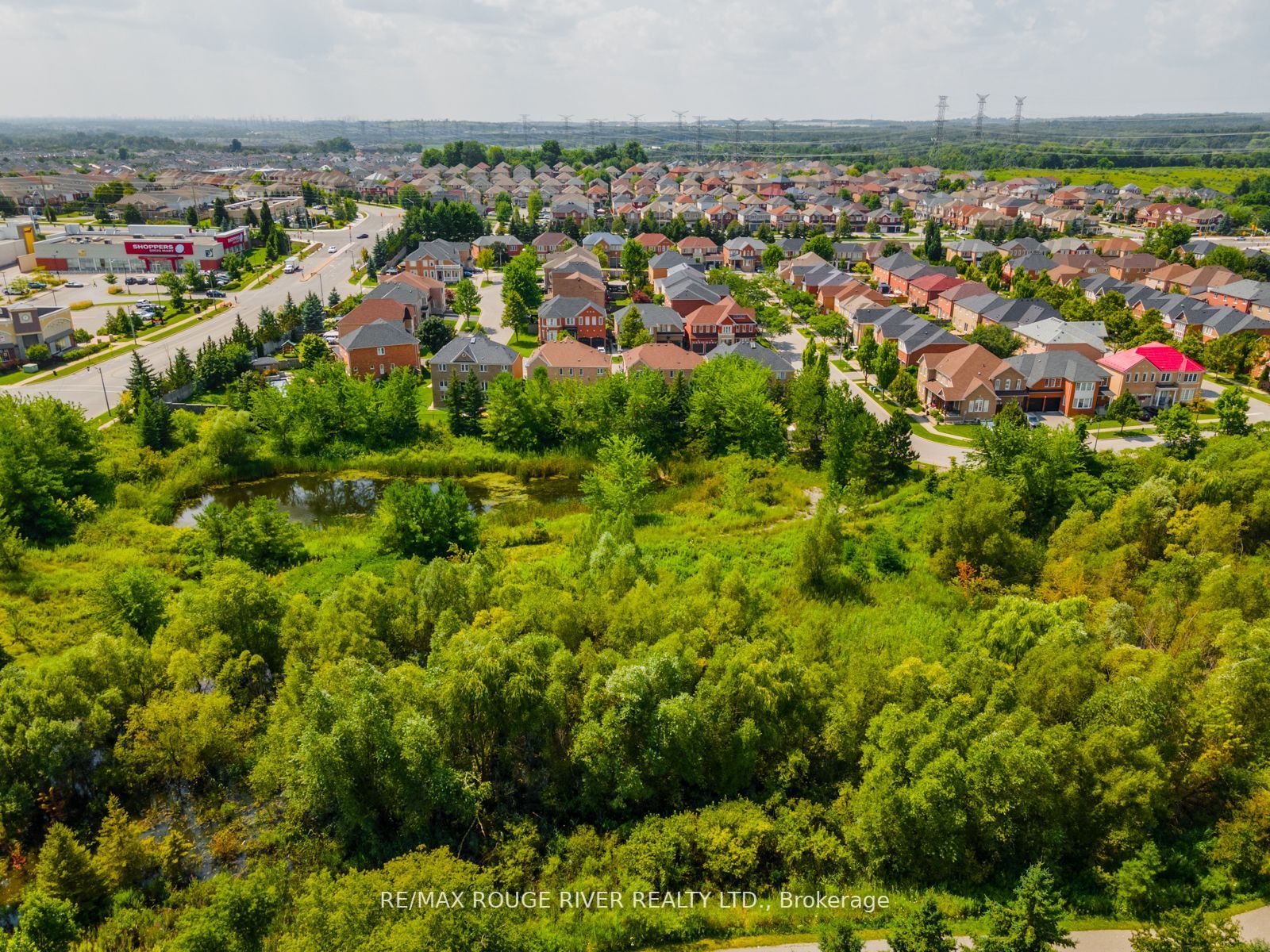 76 Montebello Cres