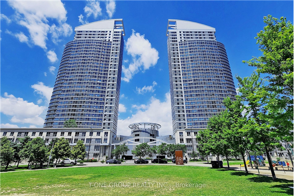 36 Lee Centre Dr, Toronto