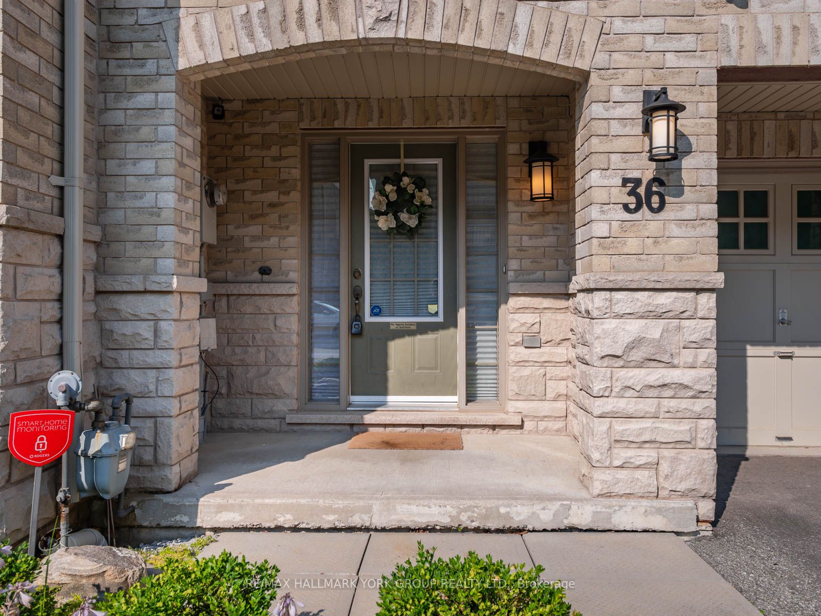 36 Linnell St
