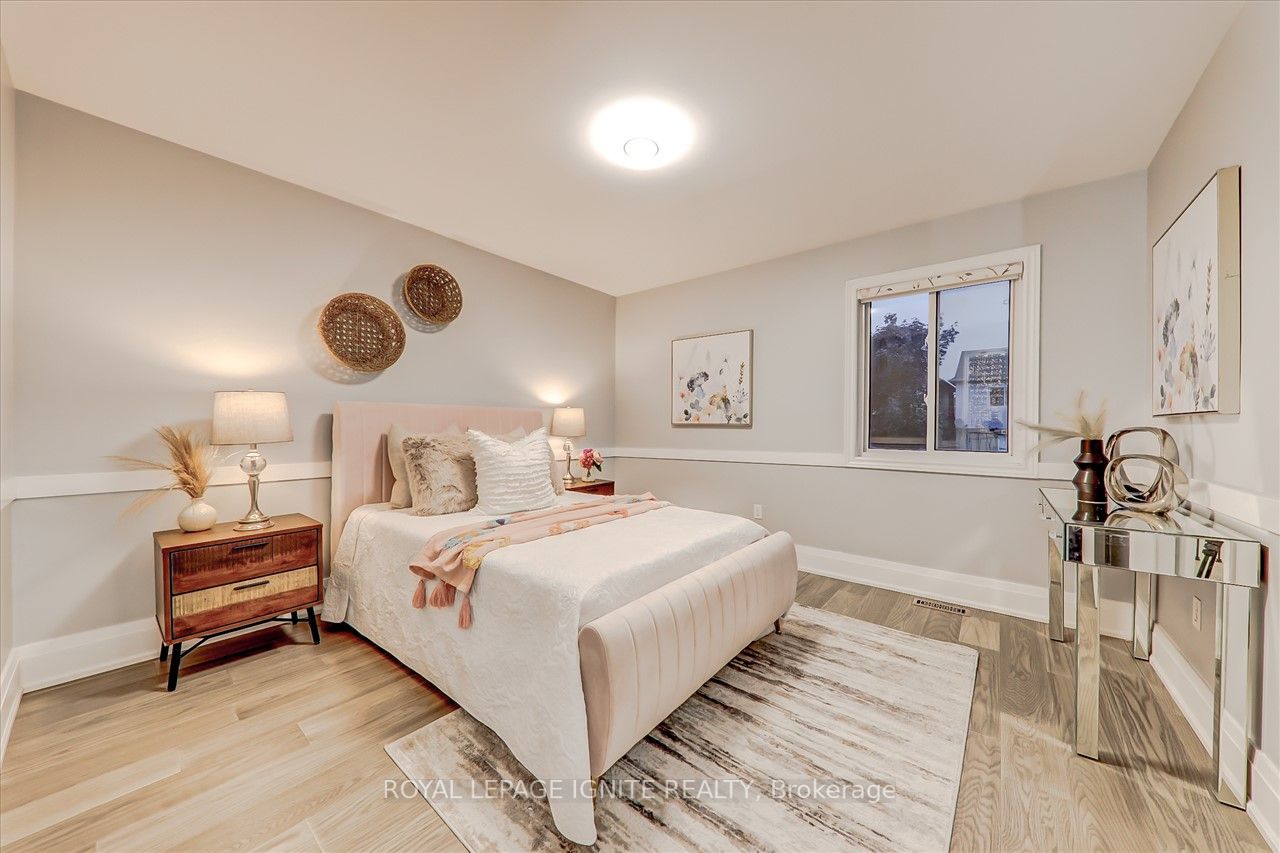 95 Baycliffe Drive