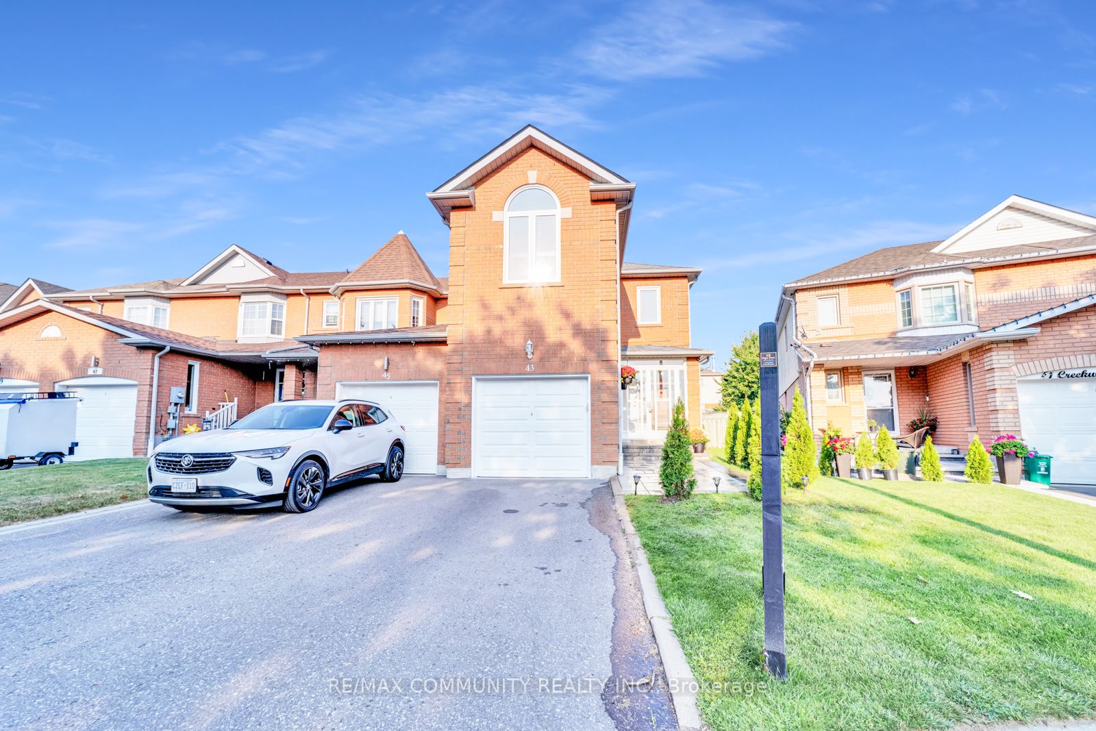 43 Creekwood Cres