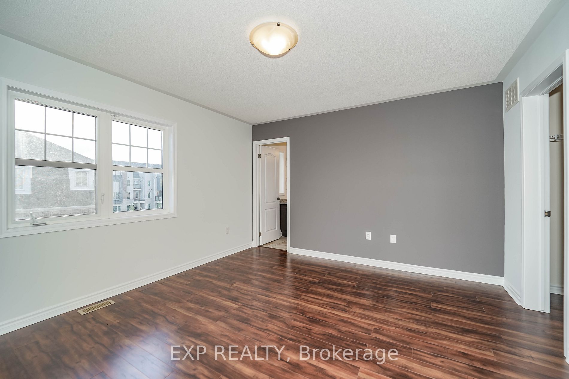 2432 Fall Harvest Cres