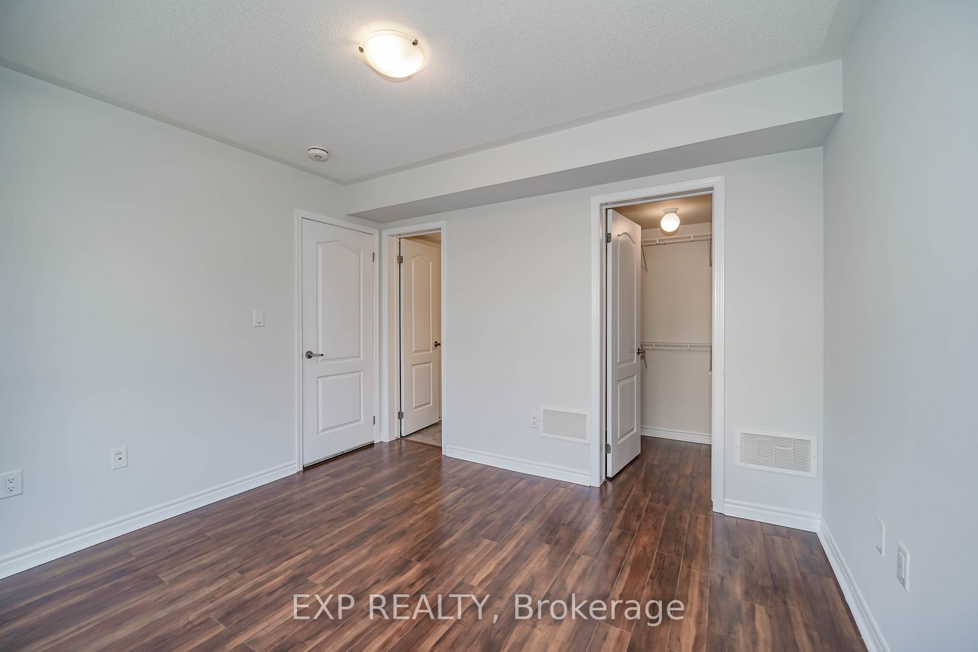 2432 Fall Harvest Cres