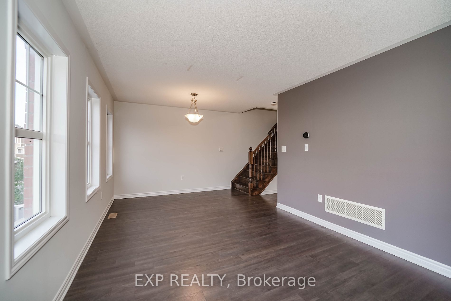 2432 Fall Harvest Cres