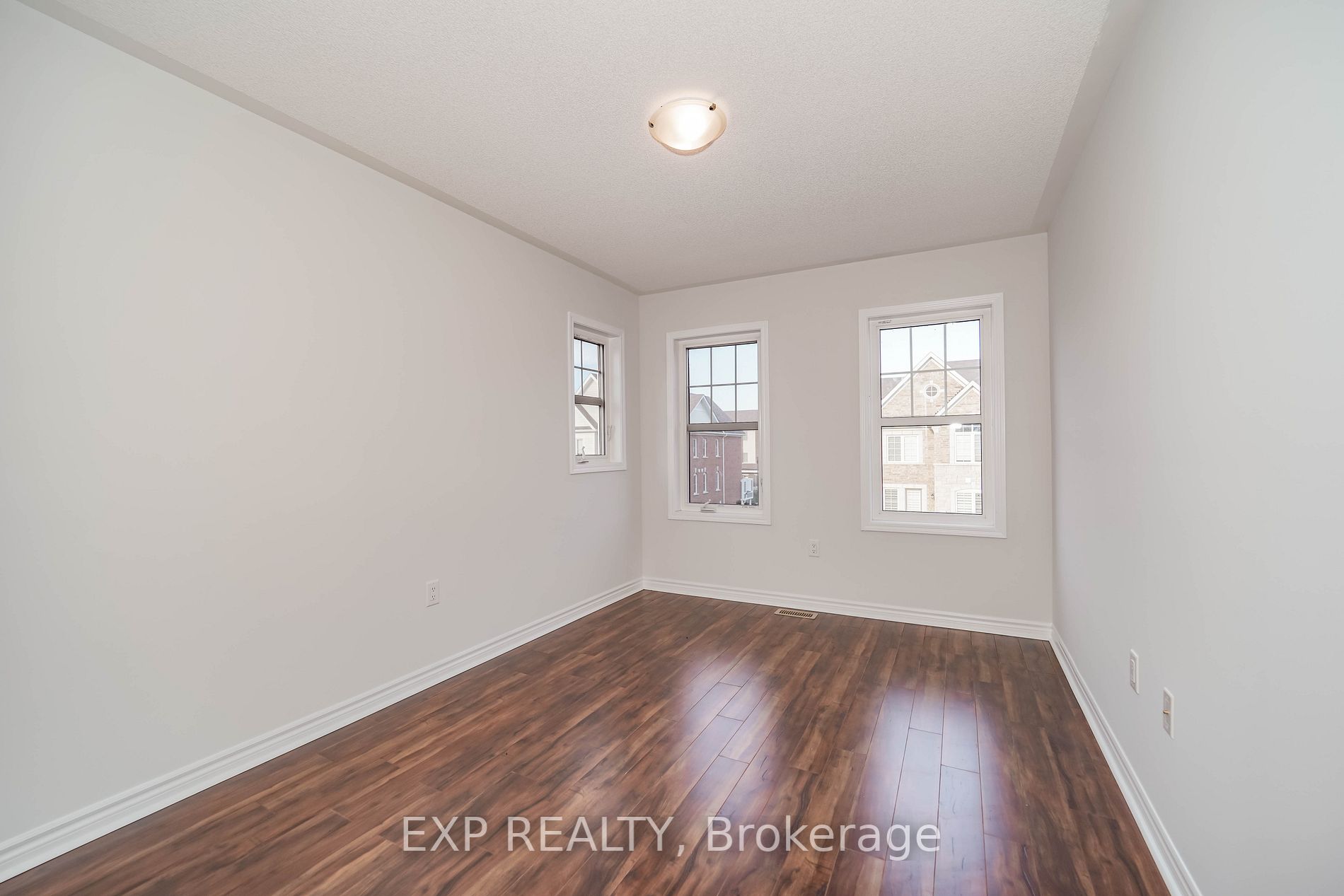 2432 Fall Harvest Cres