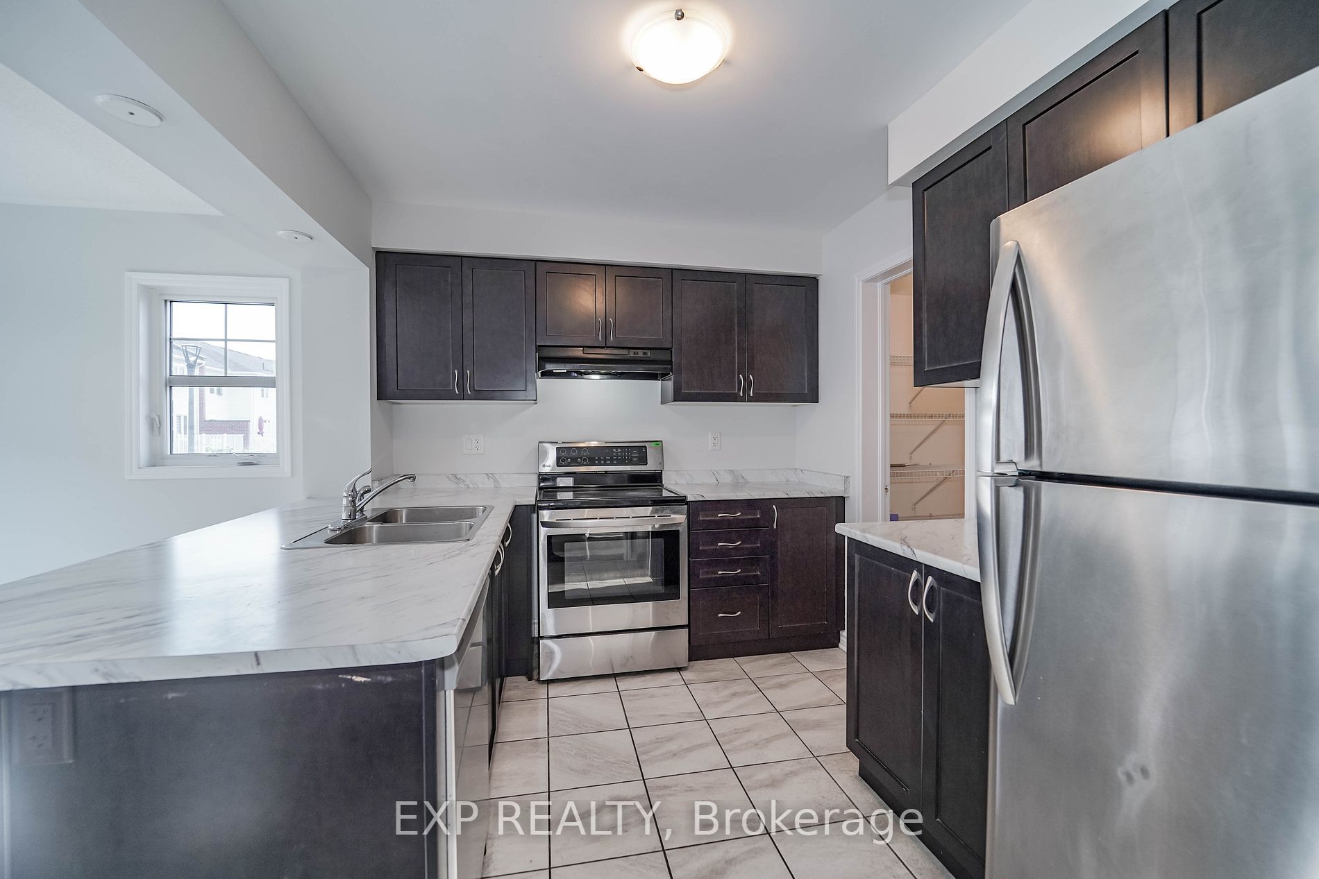 2432 Fall Harvest Cres