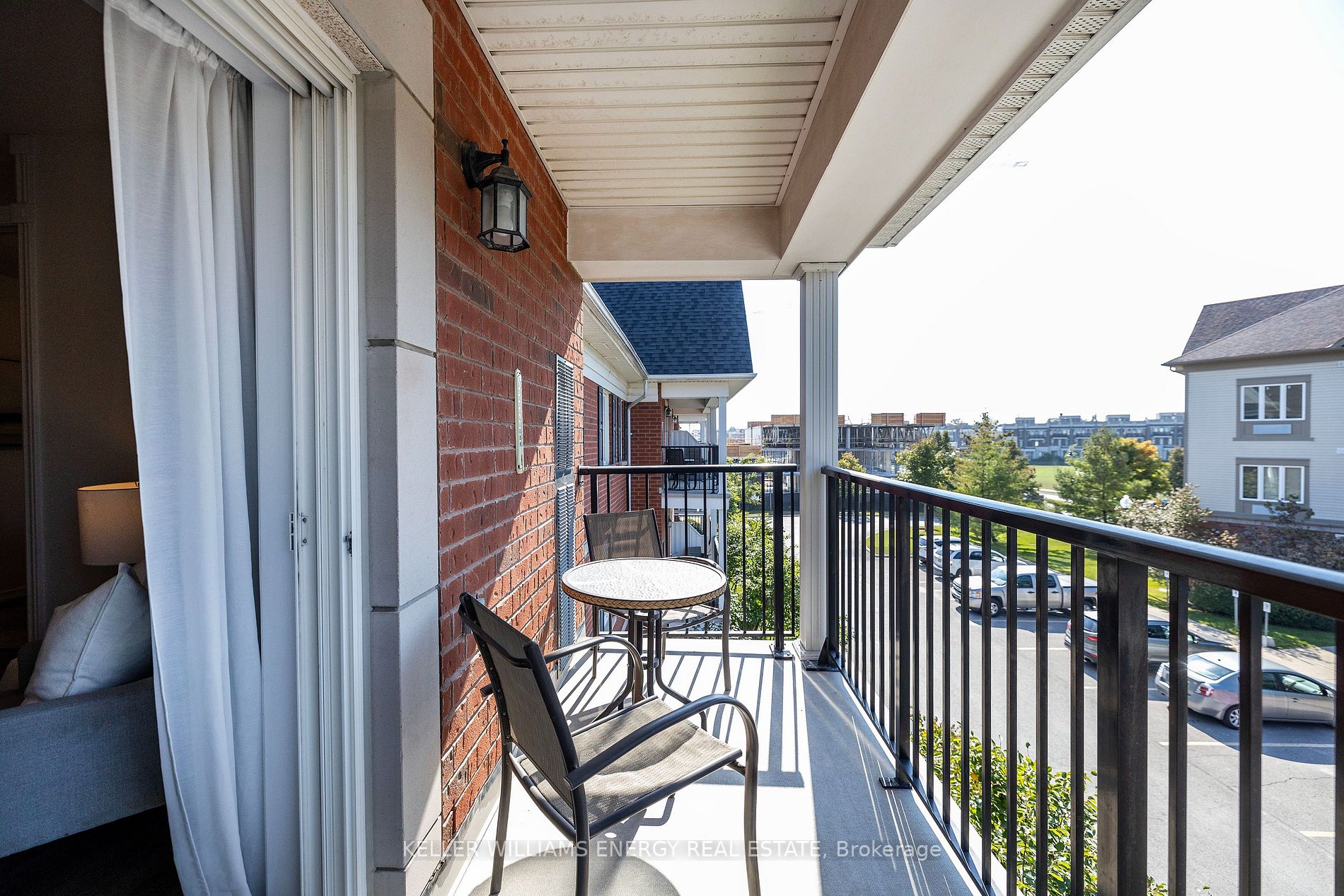 61 Clarington Blvd, ##304