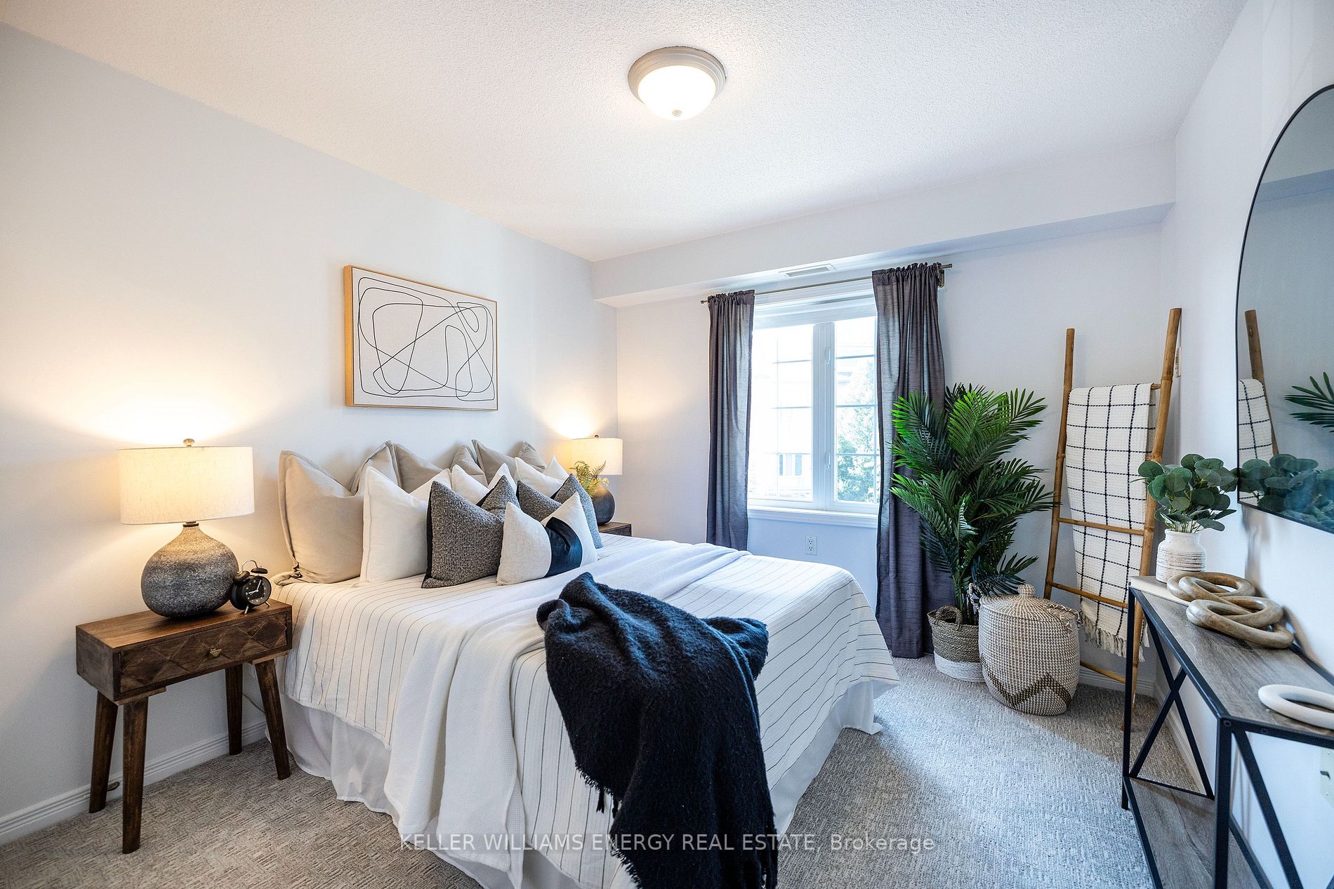 61 Clarington Blvd, ##304
