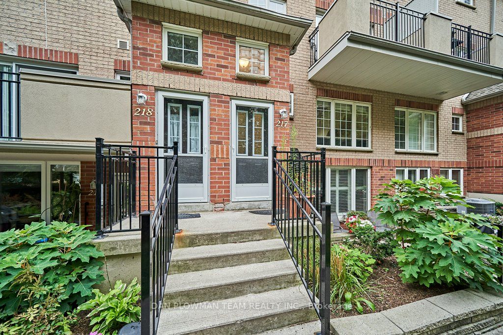 1400 The Esplanade Rd N, #217