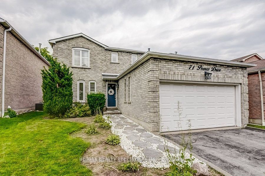 71 Pearce Drive N