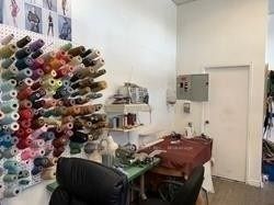 601 Dundas St W