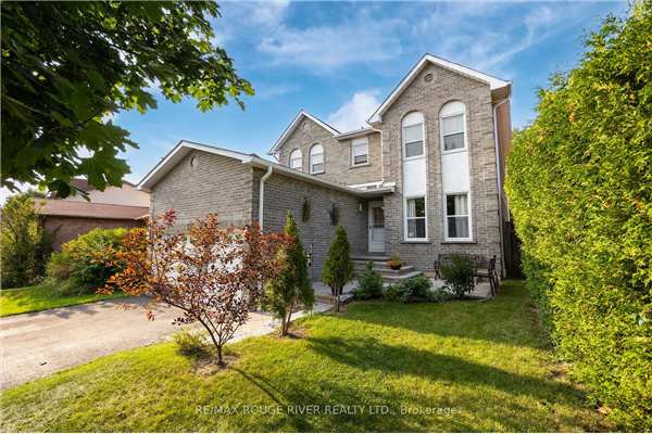 73 Long Dr, Whitby