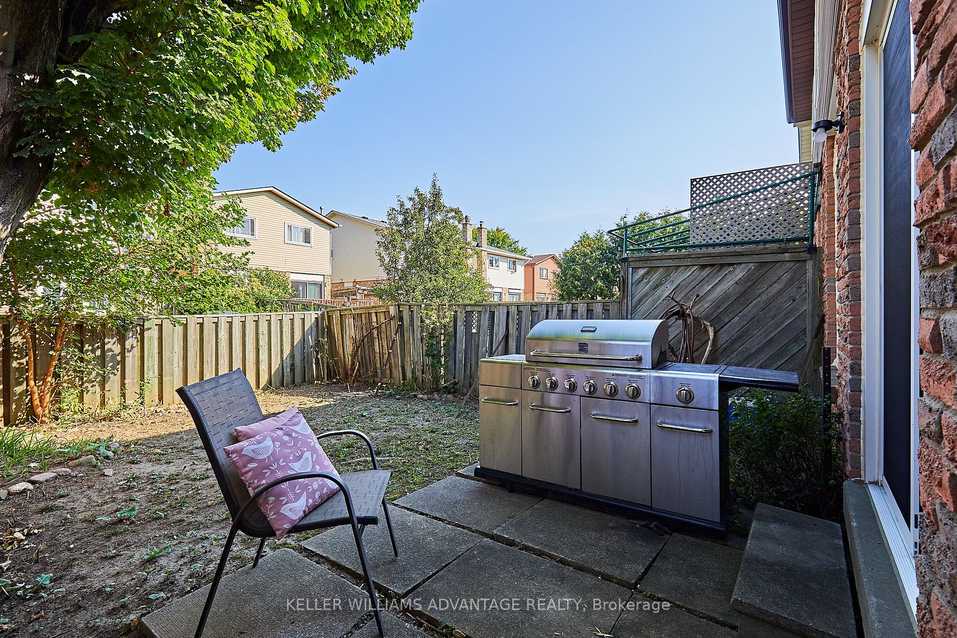 31 Granada Crescent