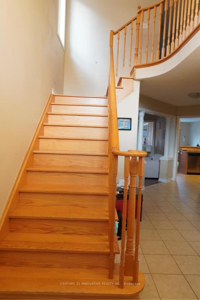31 Shapland Cres E