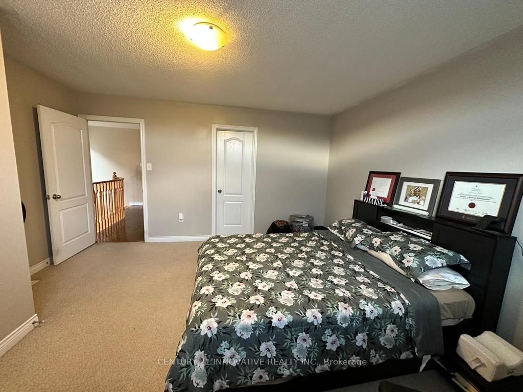 31 Shapland Cres E