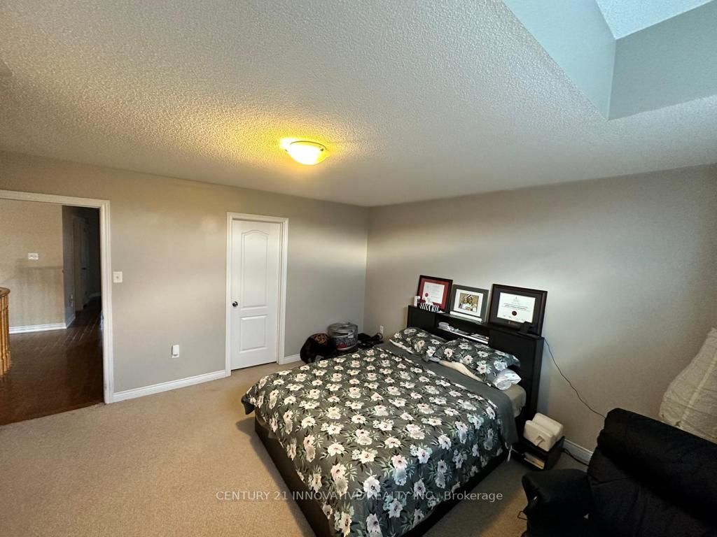31 Shapland Cres E