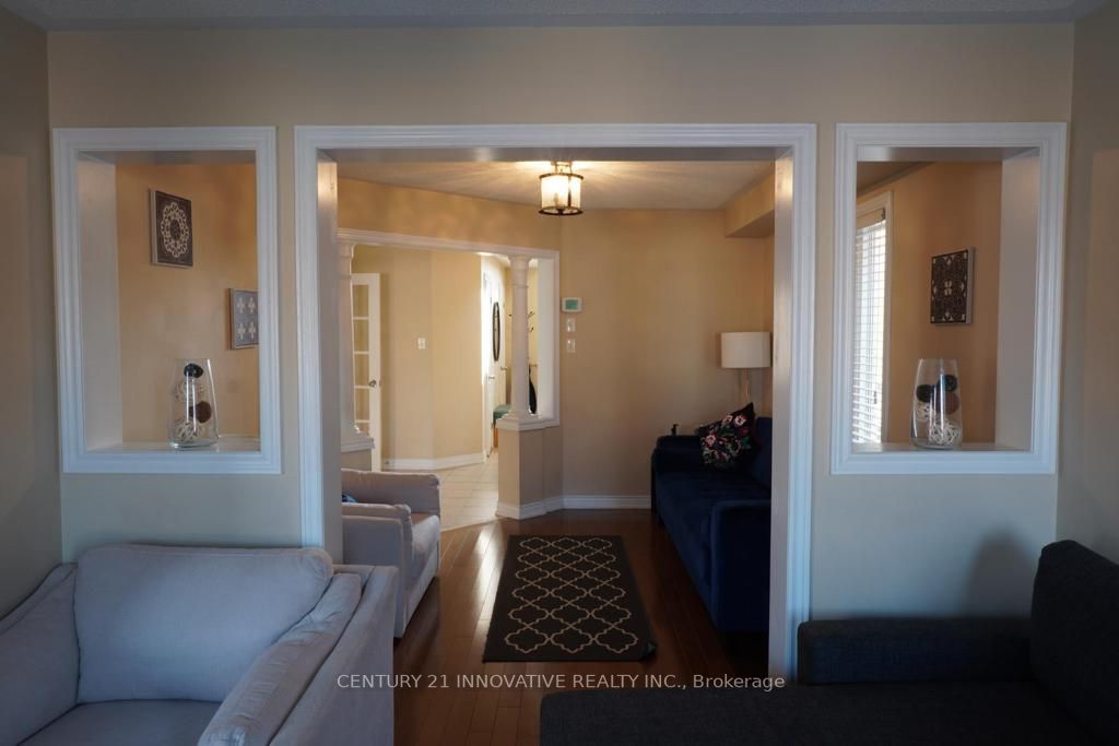 31 Shapland Cres E