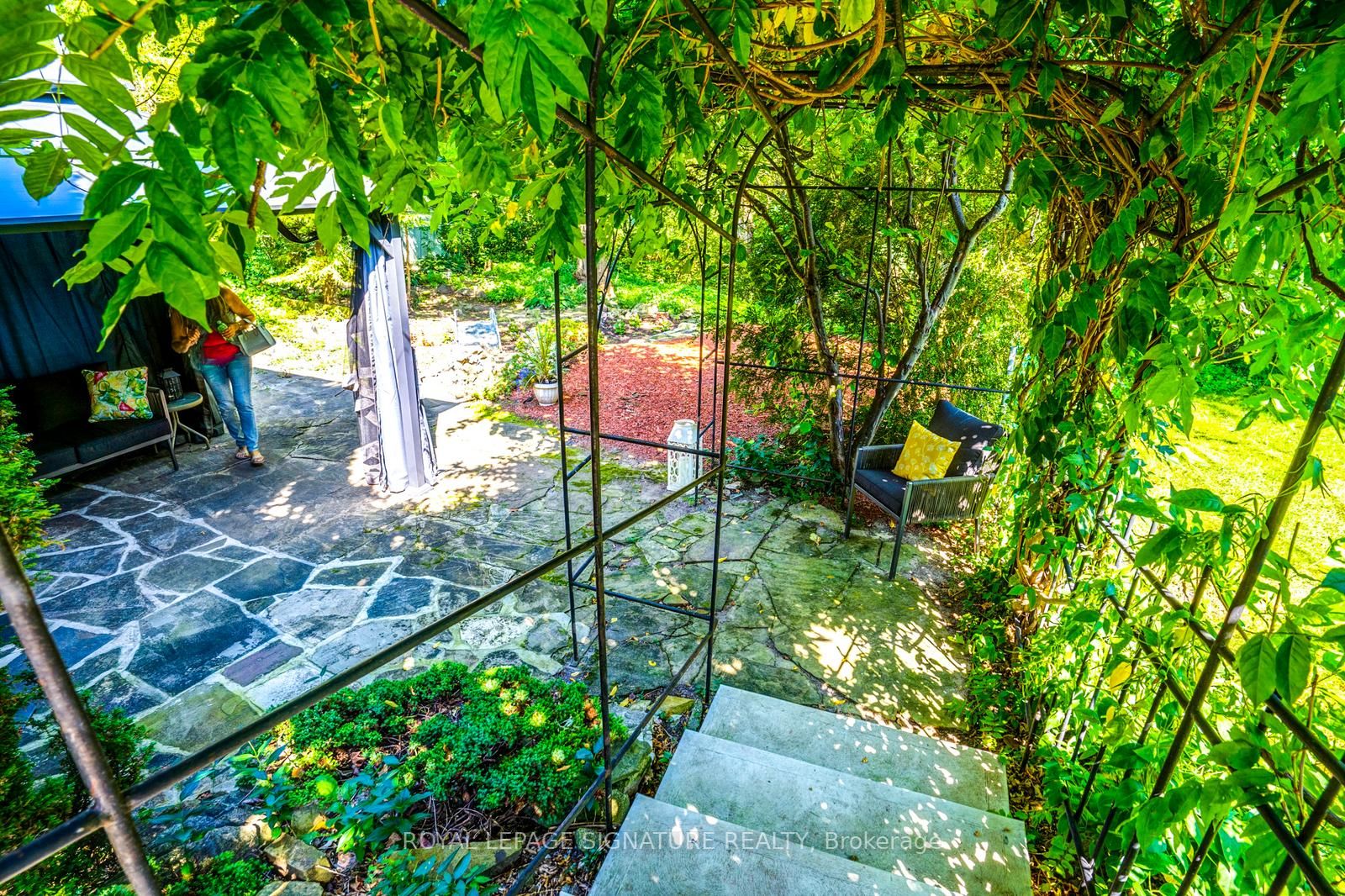 79 Midland Avenue