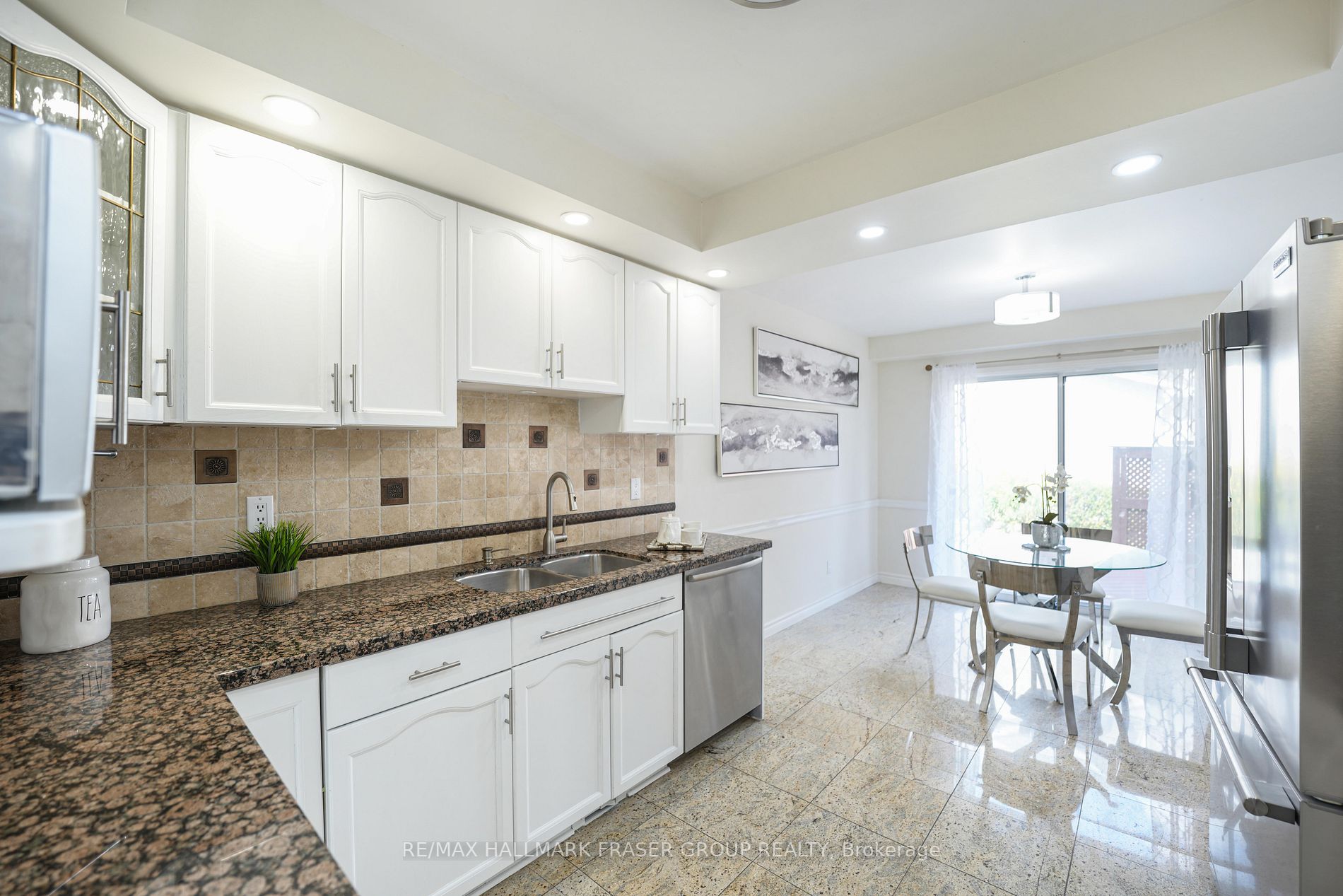 2121 Lynn Heights Drive